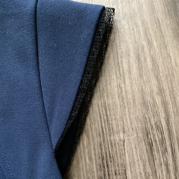 REISS Navy Blue Sheath Dress w/ Black Lace Neckline & Detail Sz US 10 $345 - Picture 3 of 5